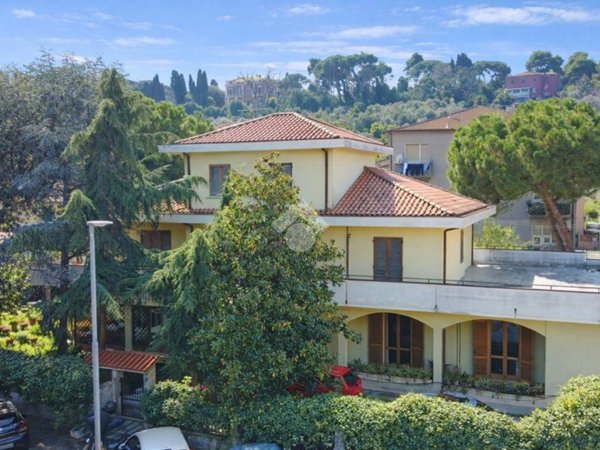 casa indipendente in vendita a Giulianova