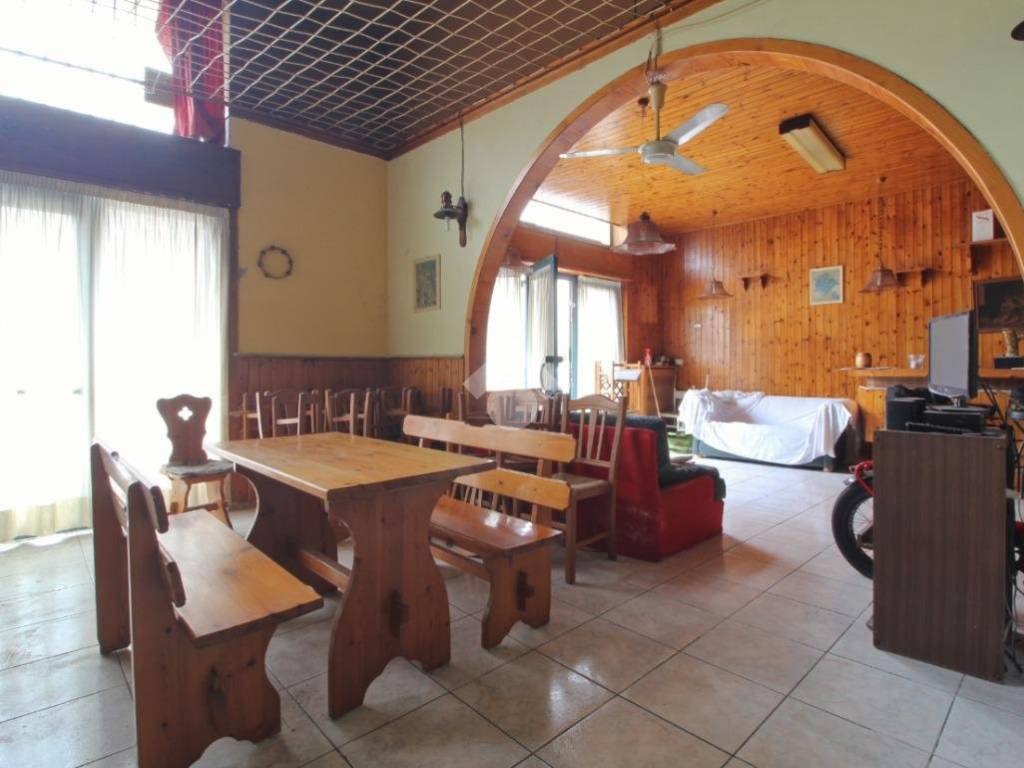 negozio in vendita a Giulianova