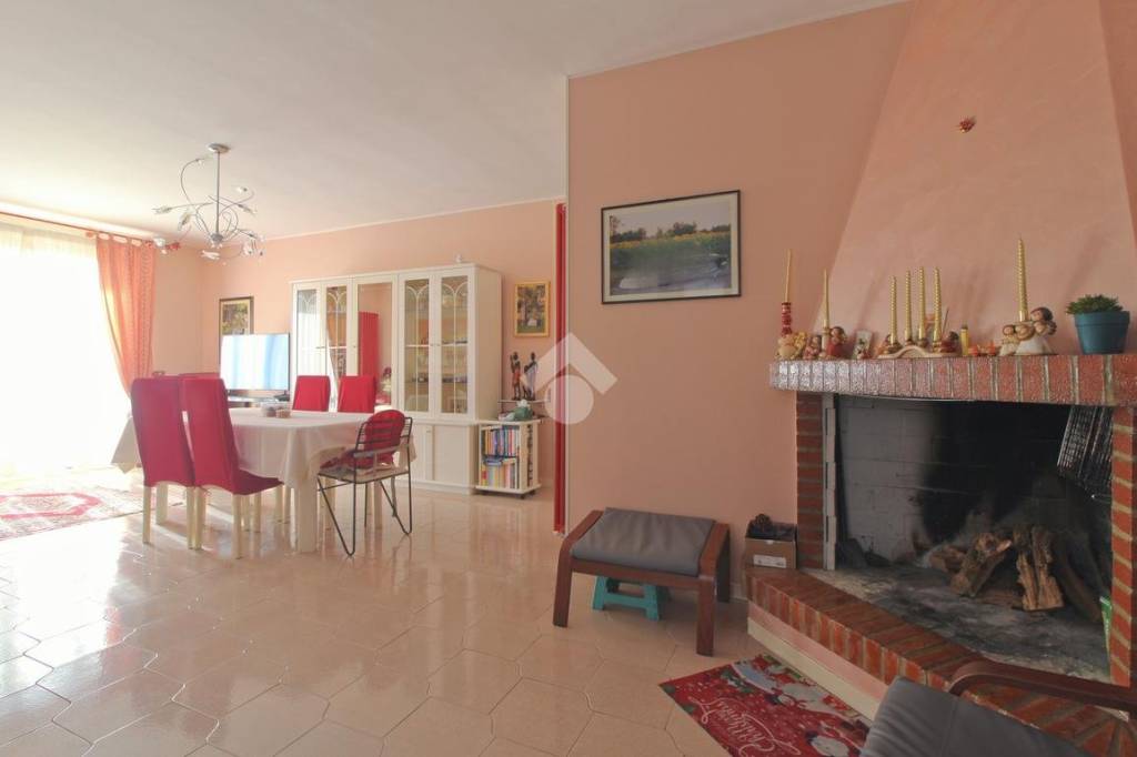 casa indipendente in vendita a Giulianova in zona Villa Pozzoni