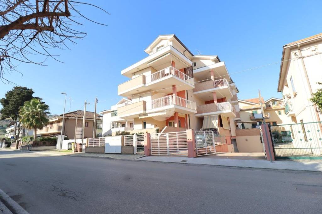 appartamento in vendita a Giulianova