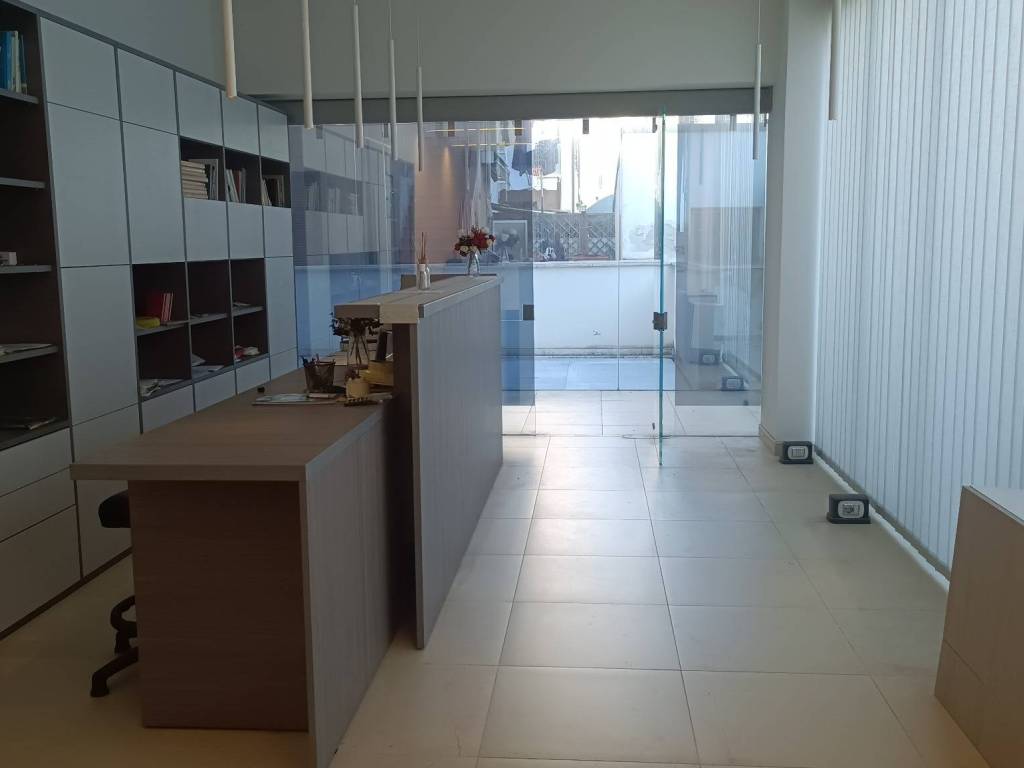 negozio in vendita a Giulianova