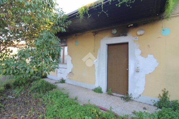 casa indipendente in vendita a Giulianova in zona Colleranesco