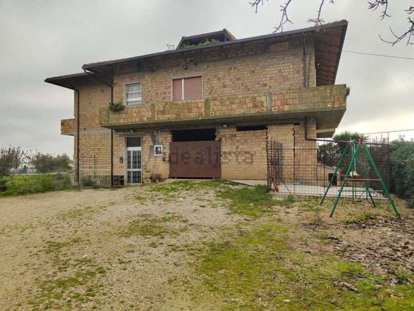 casa indipendente in vendita a Giulianova