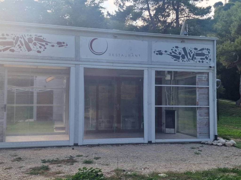 negozio in vendita a Giulianova