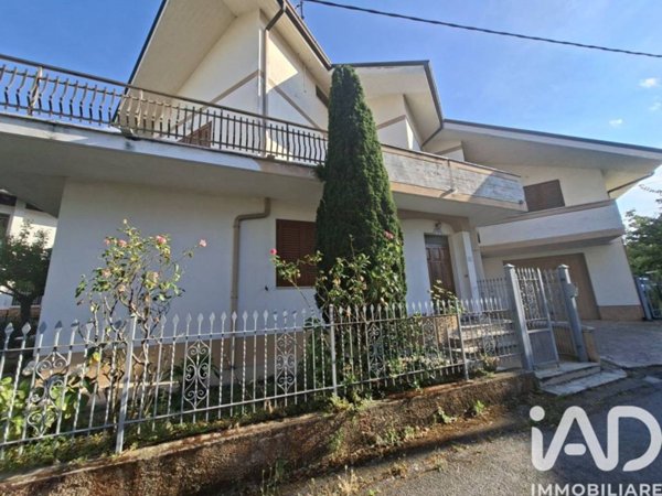 casa indipendente in vendita a Giulianova