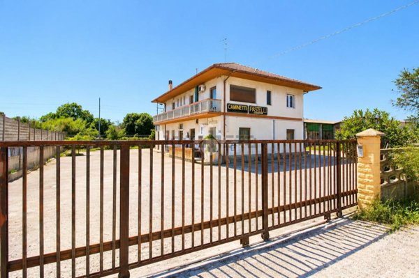 appartamento in vendita a Giulianova in zona Colleranesco