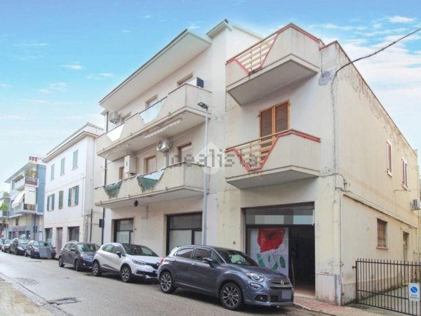 locale commerciale in vendita a Giulianova
