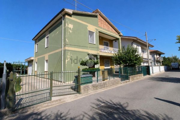 appartamento in vendita a Giulianova in zona Villa Pozzoni
