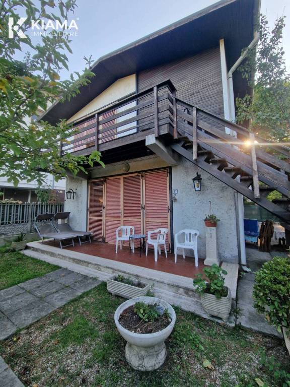 casa indipendente in vendita a Giulianova