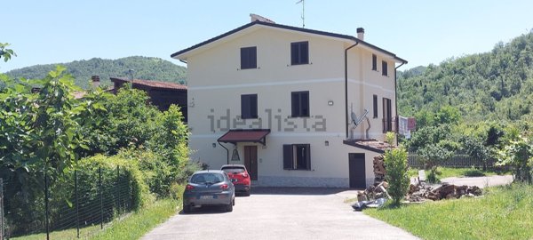 casa indipendente in vendita ad Isola del Gran Sasso d'Italia