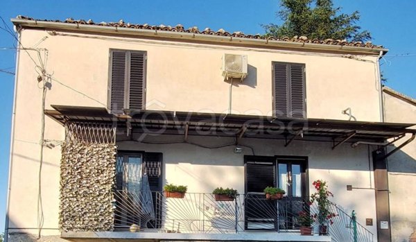 appartamento in vendita ad Isola del Gran Sasso d'Italia