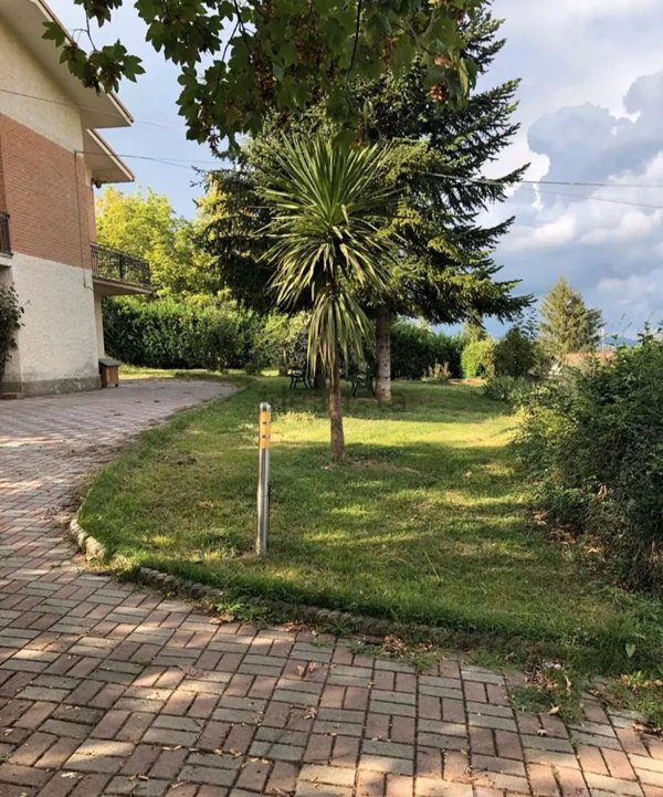 casa indipendente in vendita ad Isola del Gran Sasso d'Italia