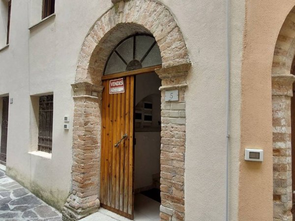 appartamento in vendita ad Isola del Gran Sasso d'Italia