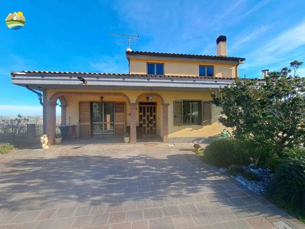 casa indipendente in vendita a Montefino