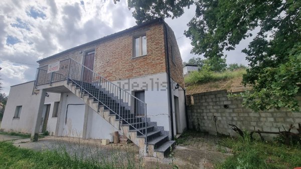 casale in vendita a Montefino