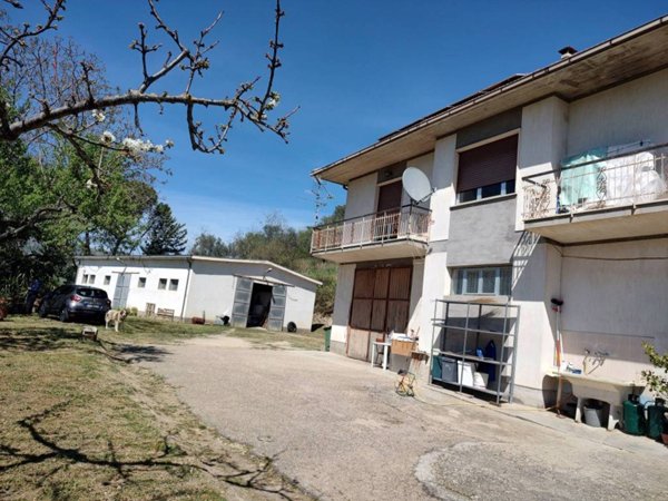 casa indipendente in vendita a Montefino