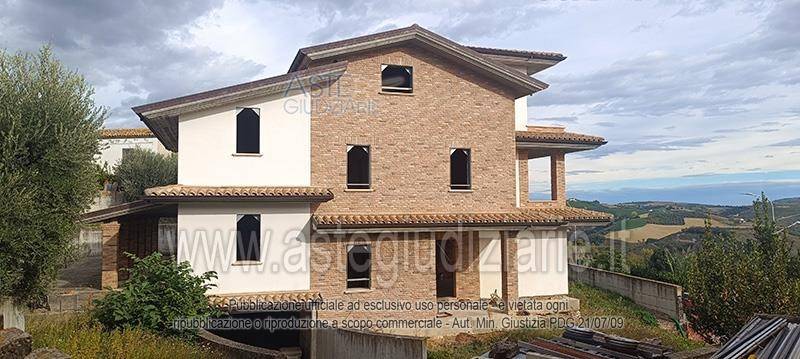 casa indipendente in vendita a Montefino in zona Bozza