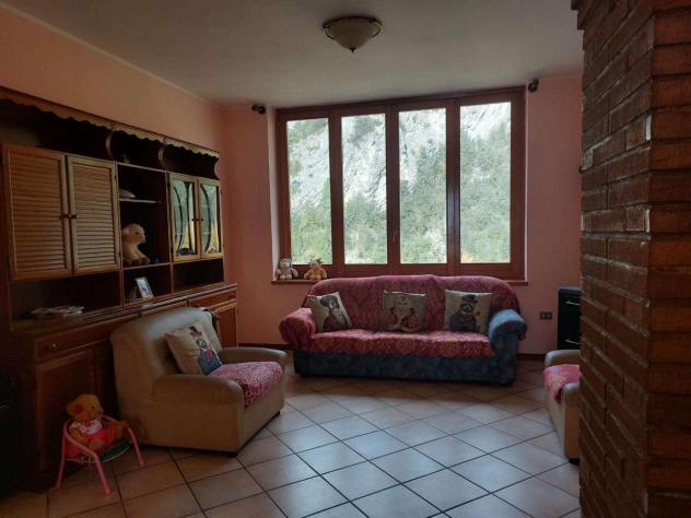appartamento in vendita a Montorio al Vomano in zona Cusciano