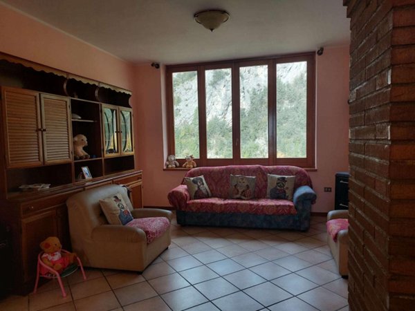 appartamento in vendita a Montorio al Vomano in zona Cusciano
