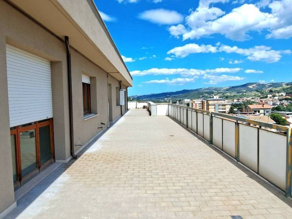 appartamento in vendita a Montorio al Vomano