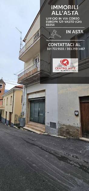 negozio in vendita a Montorio al Vomano