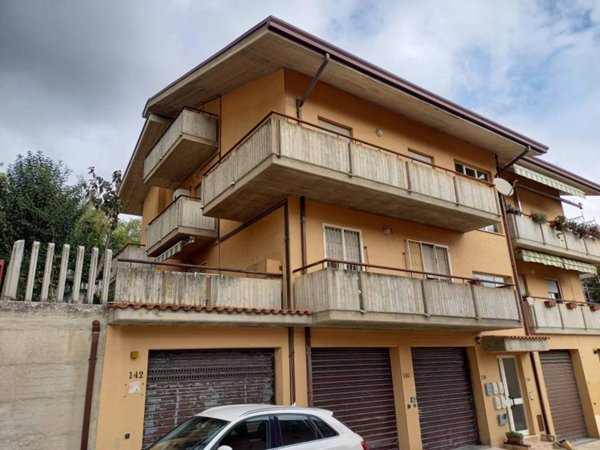 appartamento in vendita a Montorio al Vomano