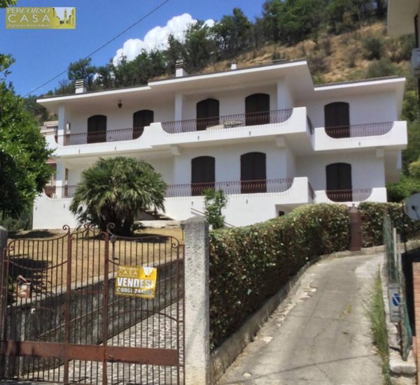 appartamento in vendita a Montorio al Vomano