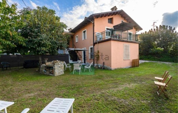 casa indipendente in vendita a Montorio al Vomano