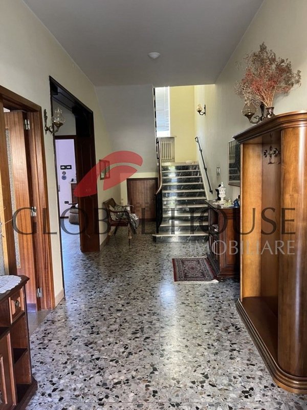 esavano in vendita a Montorio al Vomano