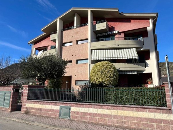 appartamento in vendita a Montorio al Vomano