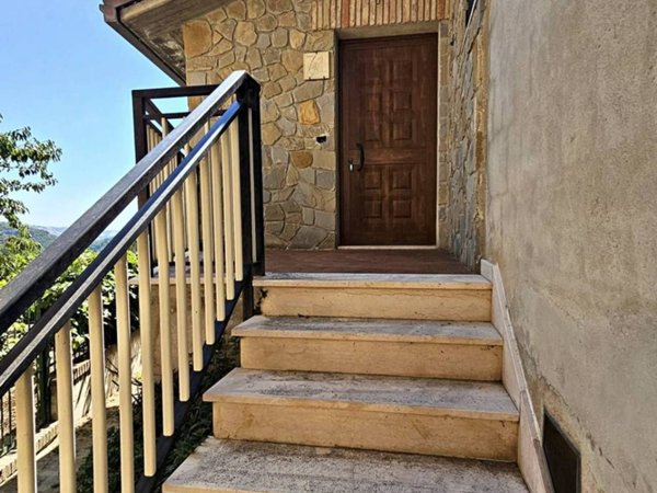 appartamento in vendita a Montorio al Vomano in zona Schiaviano