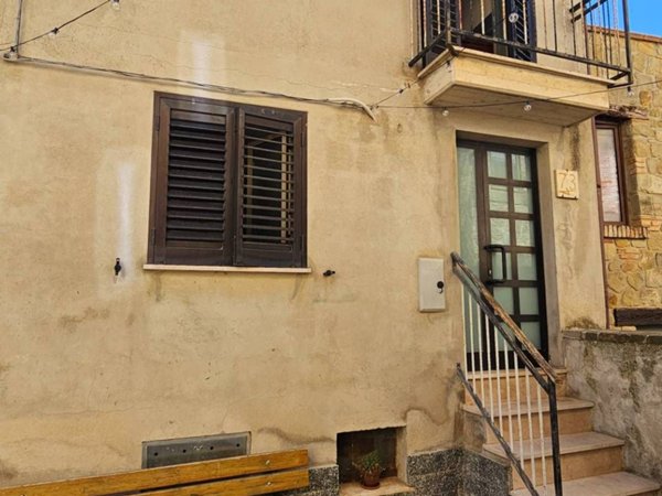 appartamento in vendita a Montorio al Vomano in zona Schiaviano