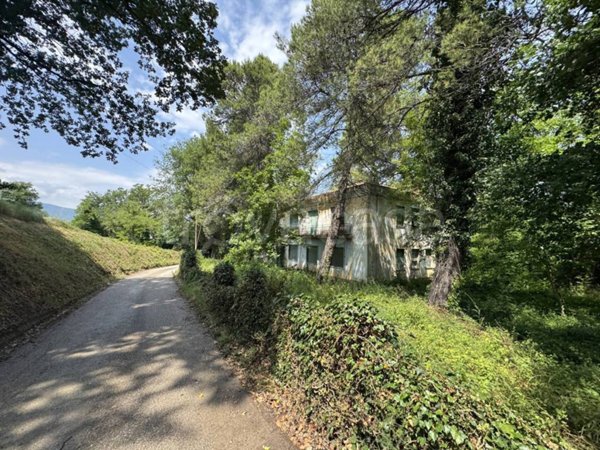 appartamento in vendita a Montorio al Vomano