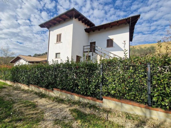 appartamento in vendita a Morro d'Oro