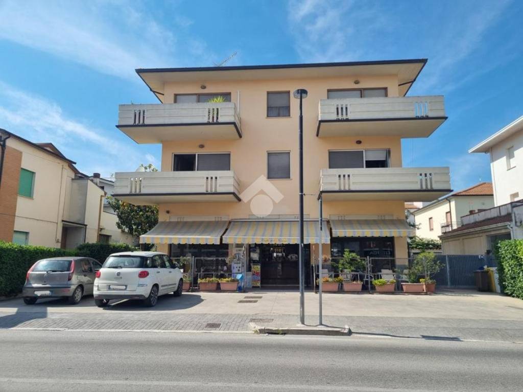 appartamento in vendita a Morro d'Oro in zona Pagliare