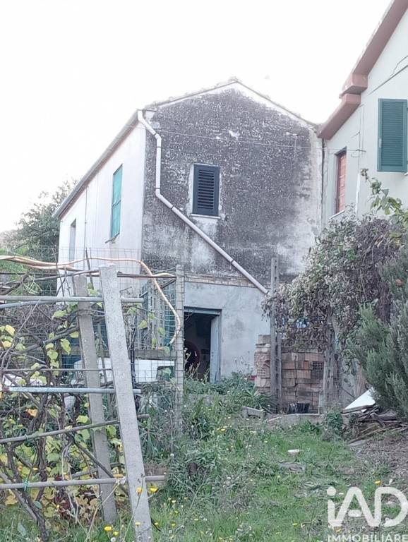 casale in vendita a Morro d'Oro