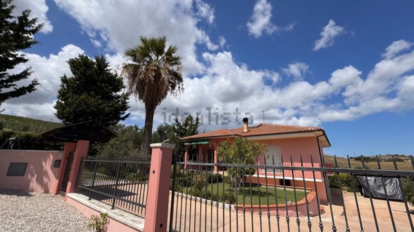 casa indipendente in vendita a Morro d'Oro