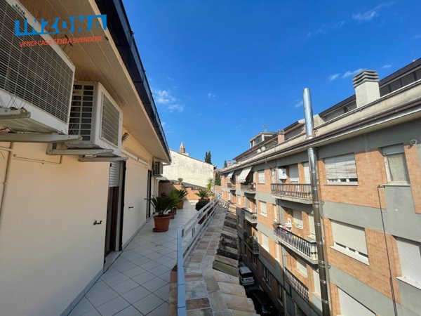 appartamento in vendita a Mosciano Sant'Angelo