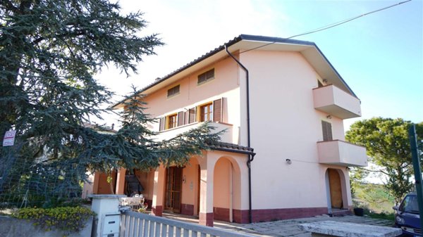casa indipendente in vendita a Mosciano Sant'Angelo