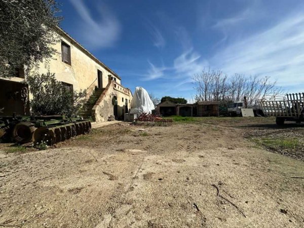 casa indipendente in vendita a Mosciano Sant'Angelo