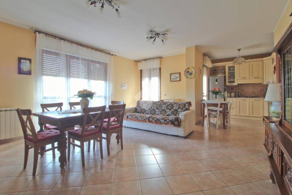 appartamento in vendita a Mosciano Sant'Angelo