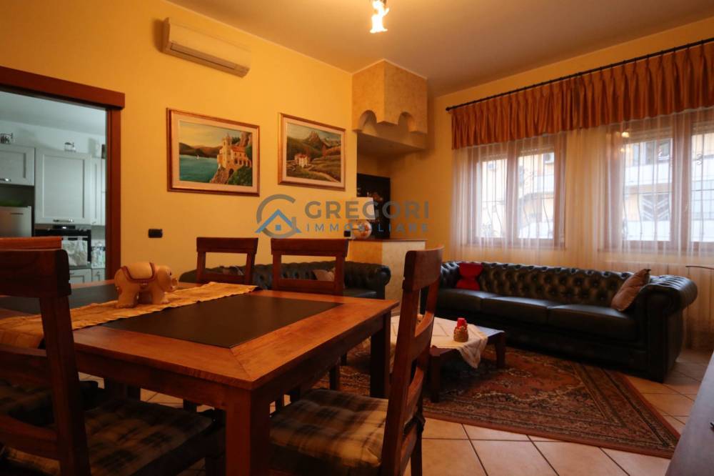 appartamento in vendita a Mosciano Sant'Angelo in zona Costa del Monte