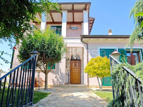 appartamento in vendita a Mosciano Sant'Angelo