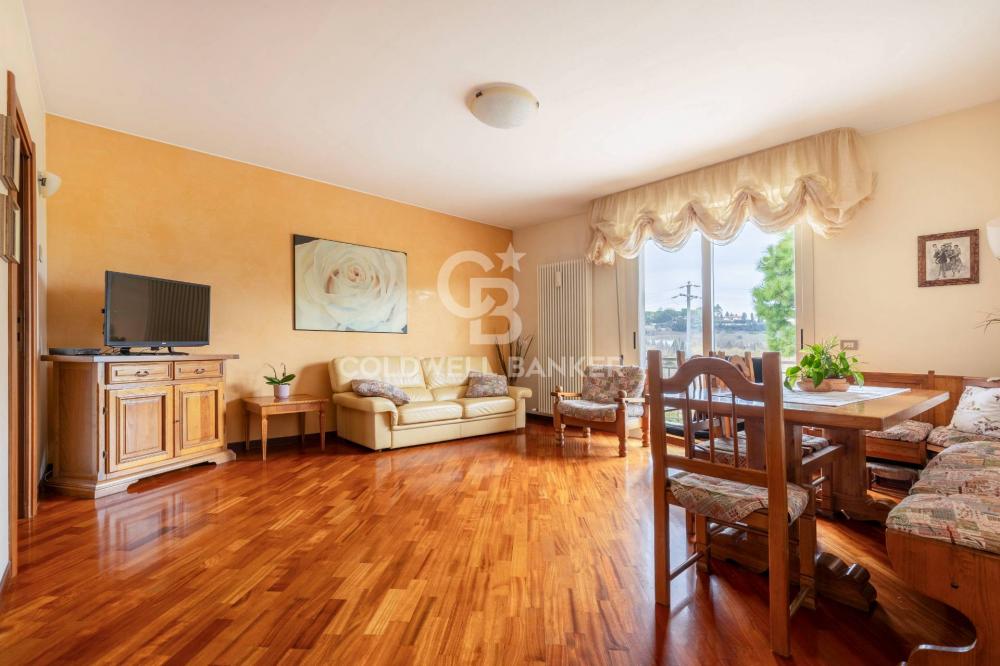 casa indipendente in vendita a Mosciano Sant'Angelo