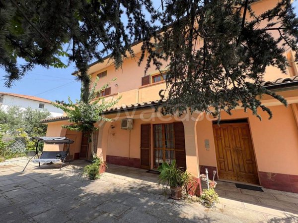 casa indipendente in vendita a Mosciano Sant'Angelo