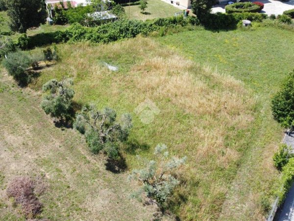 terreno in vendita a Mosciano Sant'Angelo