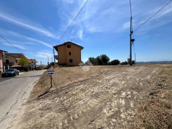 terreno edificabile in vendita a Mosciano Sant'Angelo in zona Collepietro