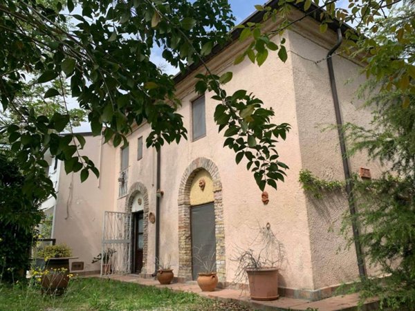 casa indipendente in vendita a Mosciano Sant'Angelo