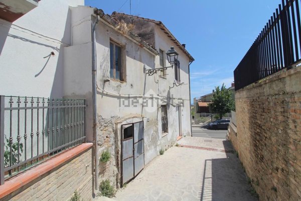 appartamento in vendita a Mosciano Sant'Angelo