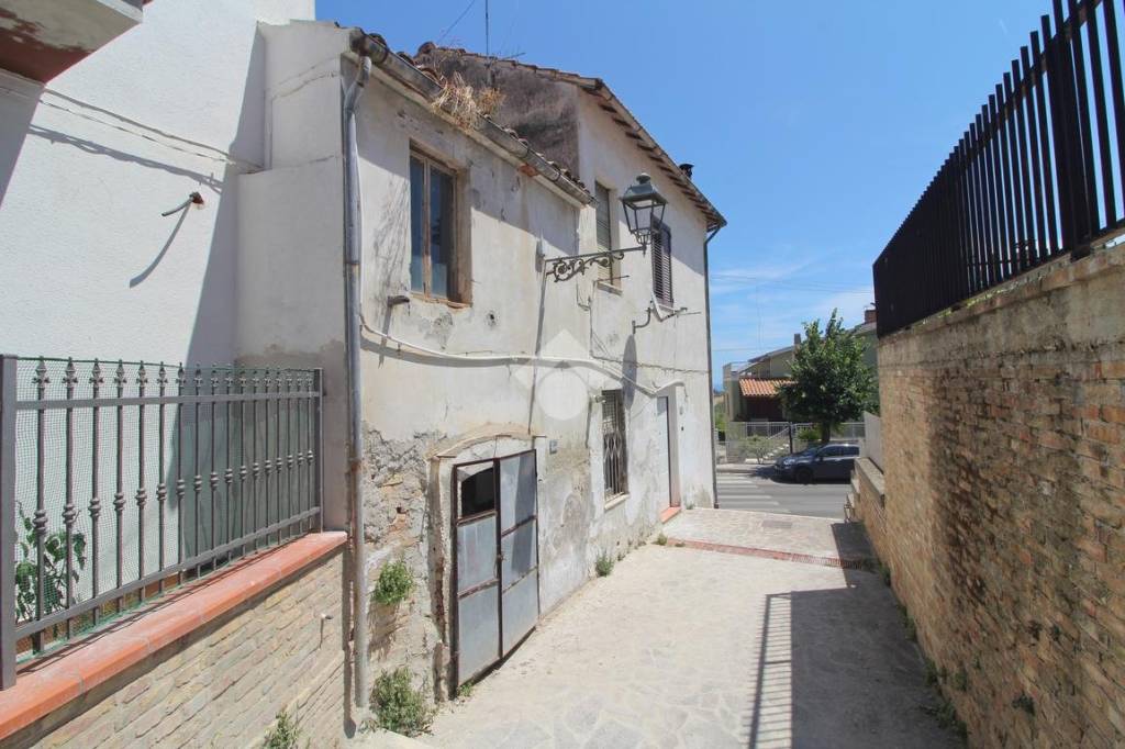 appartamento in vendita a Mosciano Sant'Angelo